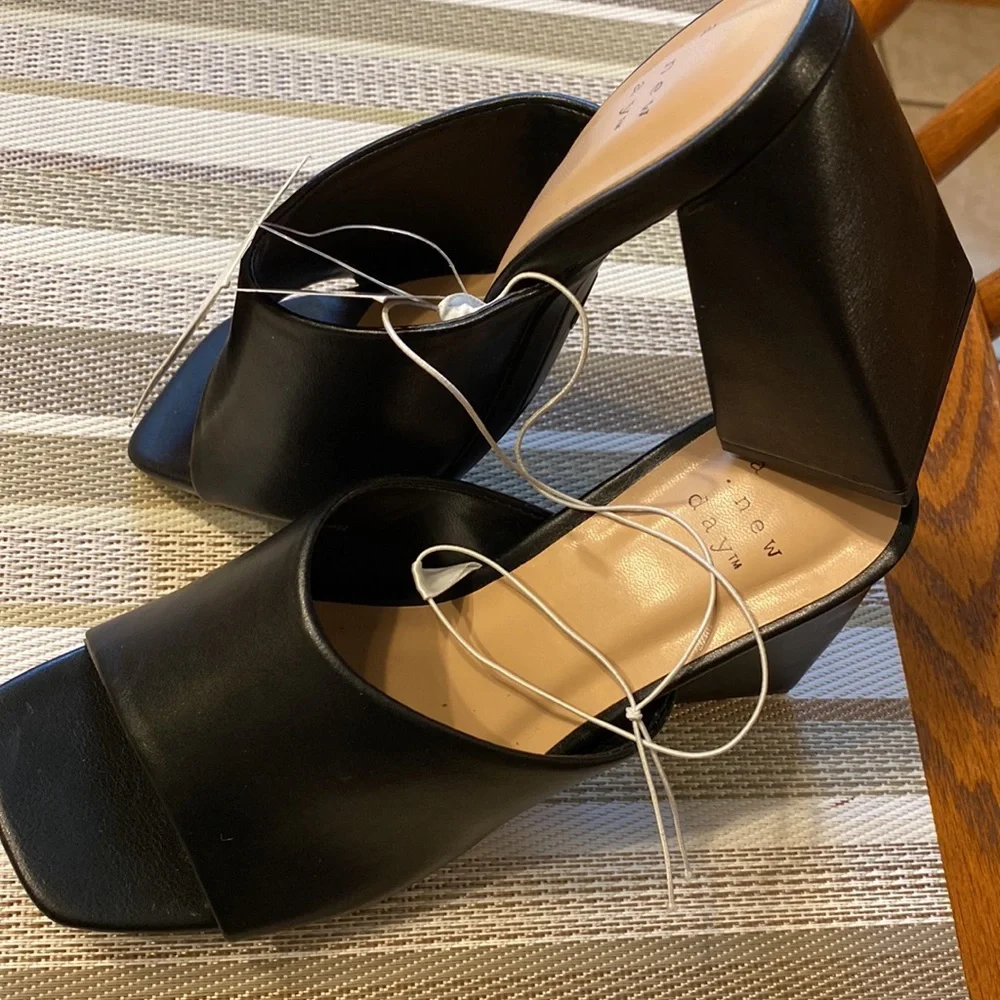 Black Vira Heels - A New Day - 4” block heel, open square toe, broad upp… - Picture 8 of 11